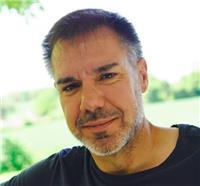 Maestro de vocación y con gran experiencia, imparto clases de repaso, apoyo y ampliación de primaria
