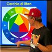 Dare voce al colore per rompere il silenzio