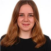 Profesora particular con mucha experiencia ofrece clases particulares de matemáticas y química