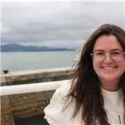 Profesora graduada en bioquímica y ciencias biomédicas para dar clase hasta bachillerato