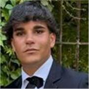  Joven y deportista, jugador de rugby, he sido Aupair en el extranjero durante dos años cuidando a niños de entre 3 y 10 años