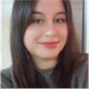 Profesora de inglés y examinadora Cambridge | 10 años ayudando a estudiantes a alcanzar el éxito. Online por las mañanas.