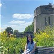 Bilingual english tutor teaches english for all ages