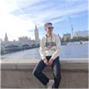 Soy un joven español viviendo en irlanda amante de la enseñanza para aquellos mas pequeños o de menor nivel
