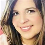 Docente en áreas de humanidades, psicologia, expresión oral, motivación