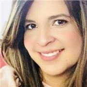 Docente en áreas de humanidades, psicologia, expresión oral, motivación