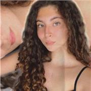 Estoy interesado en poder darle clases. Estoy estudiando educación infantil para posteriormente empezar con educación primaria. Obtuve el First Certifícate el año pasado junto con bachiller