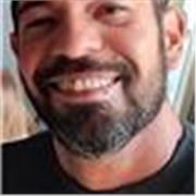 Profesor apto para todos los niveles y edades
