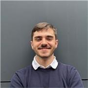 Profesor de inglés certificado C2, doy clases de conversación de forma online.