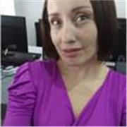 Profesora de sociales brinda refuerzos a niños de primaria