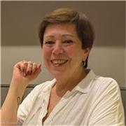 Profesora de Español nativo (argentina). Dicto clases presenciales de Lengua hace muchos años, ahora me adapto a hacerlo online