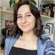 Biologie-Tutorin mit Nachhilfeangebot für alle Altersklassen bis zum Abitur