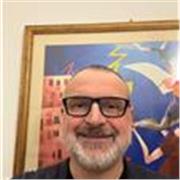 Docente di ruolo in materie letterarie nelle scuola superiore, impartisce lezioni a studenti di scuole medie e superiori