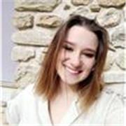 Diplômée Bac+3 en Psychologie, j'ai de solides bases dans toutes les matières générales et connais toujours le programme de primaire et collège