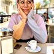 Insegnante madrelingua di italiano insegna italiano, Inglese e Matematica