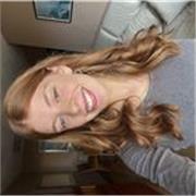 Profesora de lengua catalana y literatura, puedo dar clases tanto a estudiantes de primaria, ESO y bachillerato.