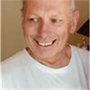 Experienced  success coach helping learners achieve goals with confidence