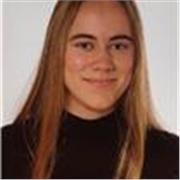 Joven apasionada por la economía y actualmente cursando segundo año de la carrera de ADE dispuesta a impartir clases sobre ello.