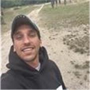 Hola! Originario de París, el francés es mi lengua materna, la cual me apasiona compartir y ensenar