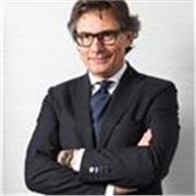 Business consultant senior offre mentoring su strategia, e-commerce e carriera consulenziale
