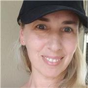 Profesora de Español imparte clases a extranjeros