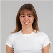 Profesora de teatro apto para todas las edades y niveles. También con especial mención a personas con discapacidad mental.