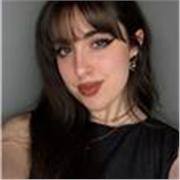 Profesora de inglés graduada en Filología Inglesa. Doy clases a personas de todas la edades