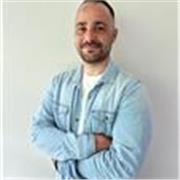 Psicologo disponibile per supporto in ambito umanistico e scolastico