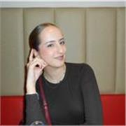 Profesora de primaria apta para todos los niveles y cursos.