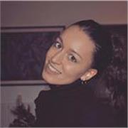 Offro lezioni di inglese a Loreto. 
Ho vissuto due anni in UK, sono laureata in biologia in inglese ed diplomata al linguistico.