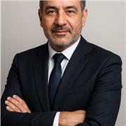 Prof de Maths vous aide à progresser et à améliorer votre niveau et vos notes.