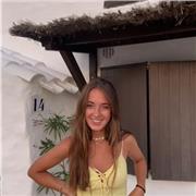 Soy una chica de 26 años que vive en Cizur Menor, Navarra. Estudié el grado de Arquitectura y Master Habilitante en Donostia. Me encantan las matematicas y la fisica. Llevo tres años dando clases particulares a niños desde primaria hasta
