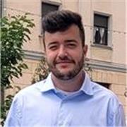 Profesor titulado con mención en inglés y nivel C1