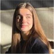 Estudiante en doble grado de Ingeniería Informática y Administración de Empresas con experiencia en estar en contacto con niños.