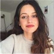 Studentessa di Medicina e Chirurgia impartisce ripetizioni online di biologia