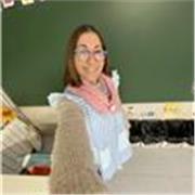 Maestra de profesión, me ofrezco a dar clases de inglés o cualquier materia de primaria a niños y niñas que lo necesiten