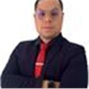 Profesor, titulado en Derecho, y Magister en DD.HH