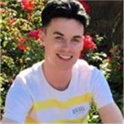 I would describe myself as friendly, outgoing and super patient. My lessons would be aimed at beginners of the English language.