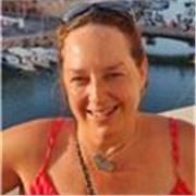 Profesora  especializada en matemáticas para la ESO y Bachillerato.