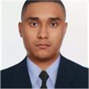 Profesor sobre herramientas actuales para la programación