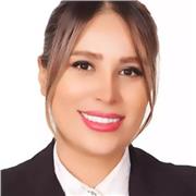 Ich arbeite als Fitnesstrainerin.zu meinen Aufgabe gehört es TRX,Aerobic und Gesundheittrainerin