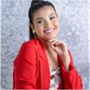 Estudiante avanzada de comunicación social