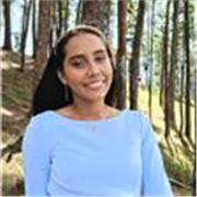 Profesora de matemáticas apta de impartir clases hasta la universidad, abarcando matemáticas aplicada, educativa y pura.