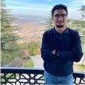 Merhaba, ben Emre. Özel Eğitim Öğretmenliği öğrencisiyim. Öğrencilerin derslerinde başarılı olmalarına destek oluyorum.