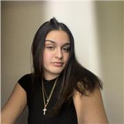 Me defino como una persona que toene facilidad a la hora de enseñar a niños en general y hablo ingles fluido