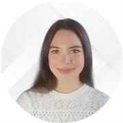 Profesora de violín con 12 años de experiencia ofrece clases online para niños, jóvenes y adultos en Madrid. 