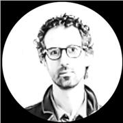 Raccontare con la luce: la fotografia come viaggio dal paesaggio all'anima