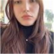 Offro lezioni private ai bambini elementari e medie adattandomi alle loro richieste 