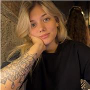 Studentessa di Ferrara laureata in Biotecnologie mediche offre ripetizioni personalizzate per studenti delle elementari e medie