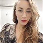 Studentessa universitaria mediazione linguistica